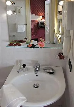 Hotel Mignon Venecia 3*,