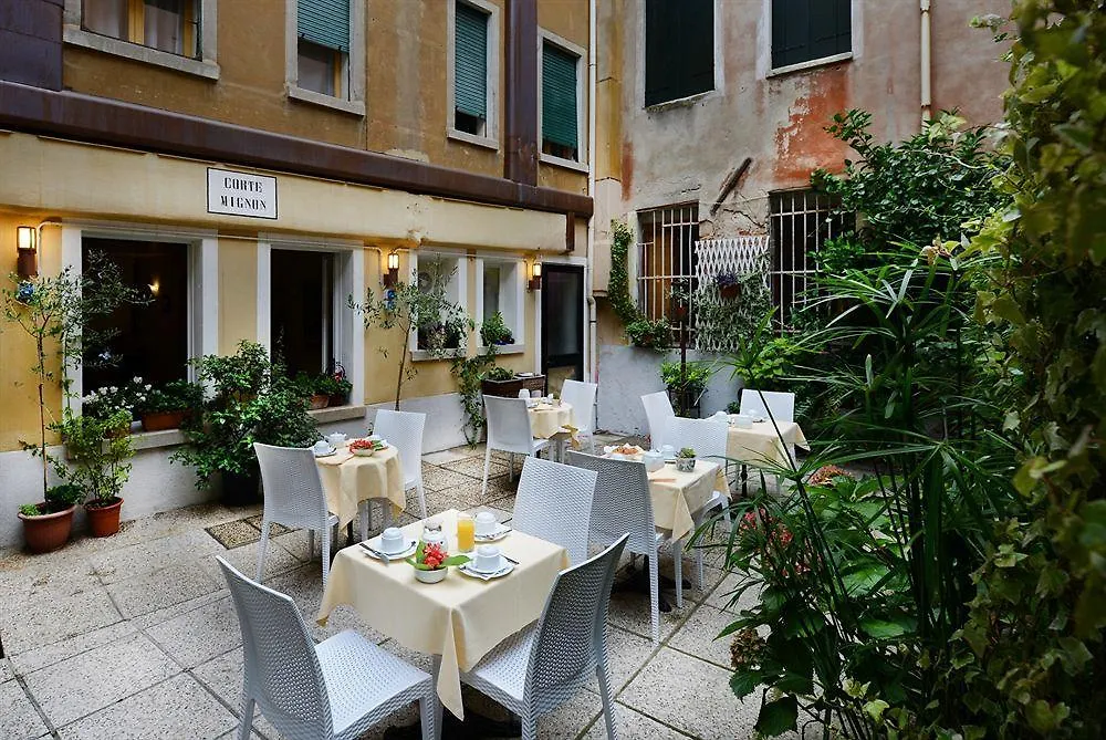 Hotel Mignon Venice