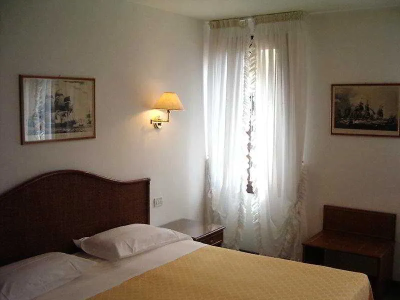 Hotel Mignon Venecia