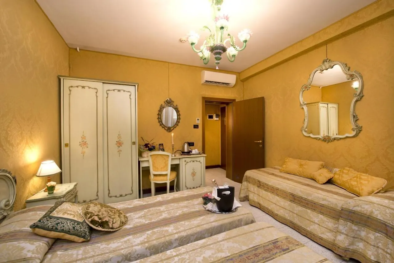 ***  Hotel Mignon Venice Italy